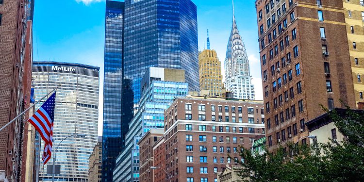 Beating Estimates, U.S. GDP Grows in Third Quarter Signaling Positive Signs