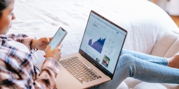 Online Stock Broker