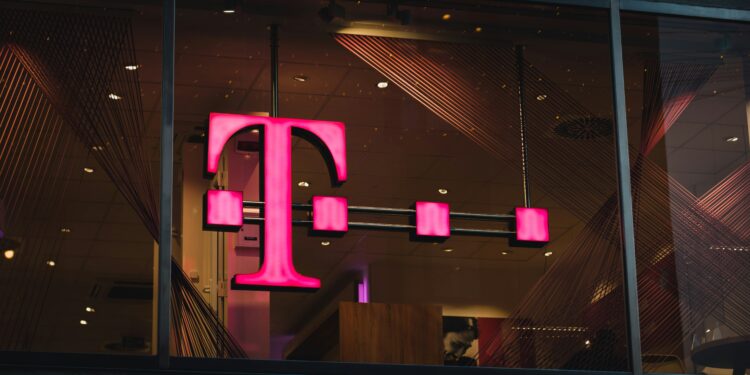 T-Mobile Posts 43% Net Income Growth, Fueled by 5G Demand