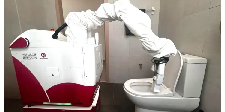 HYTRON: The Bathroom Cleaning Robot Revolutionizing Commercial Services