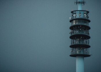 AST SpaceMobile (ASTS) Soars Over 250% in a Year — Can it Be the Tesla of Telecom?