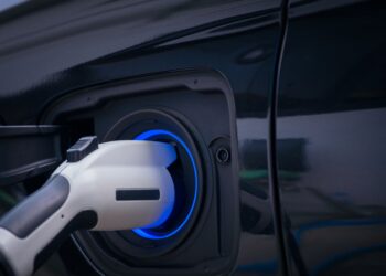 Xos Inc. (XOS) Soars: The EV Fleet Maker Beating the Odds in 2025