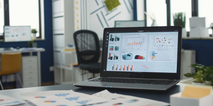 Snowflake (SNOW) Just Hit $1.1 Billion Revenue