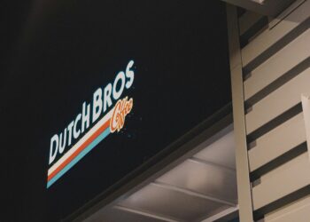 Dutch Bros (BROS) is Brewing a National Takeover—Is this the Next $20B Coffee Empire?