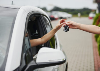 Hertz (HTZ) Is Back: Is this the Next Multi-Bagger Stock?