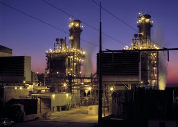 NextDecade (NEXT) Secures $35.5B LNG Financing as Rio Grande Project Expands