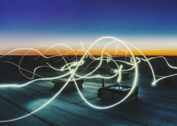 Eos Energy (EOSE) Soars 300% in a Year as Backlog Hits $672M