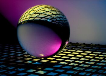 IonQ (IONQ) Posts 95% Revenue Growth, Holds $340M Cash With Zero Debt