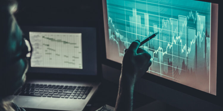 Robinhood (HOOD) Soars 28.44% in a Month