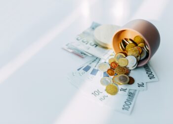 Waton Financial (WTF) Just Raised $20M—Now Insiders Are Tightening Their Grip