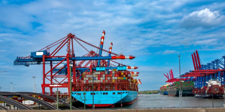 ZIM Stock Surges 26% in One Month: Is ZIM Finally Making a Comeback?