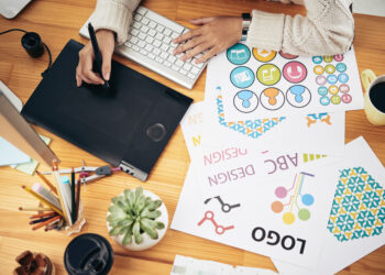 CarMax (KMX) Stock Plunges 24% Amid CEO Exit & Weak Q3 Outlook