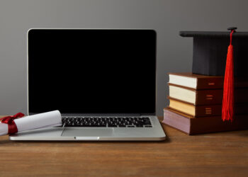 Sunlands Technology (STG) Quietly Climbs as Shares Hit $5.80 Intraday on Ultra-Low Volume