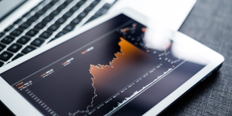 Why Analysts Say Intuitive Machines (LUNR) is 38% Undervalued Despite a -50.7% YTD Crash