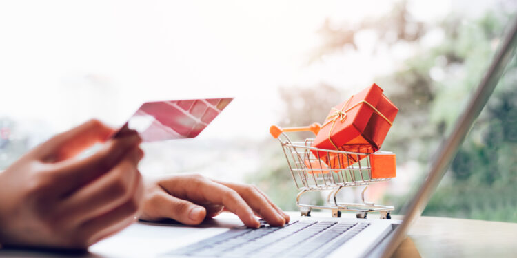 Analyst Consensus for Sirius XM (SIRI) Remains ‘Hold’ with $24.29 Target as Growth Story Falters