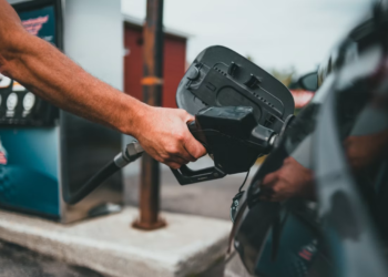 Top 10 Energy Stocks to Watch as Oil Prices Surge
