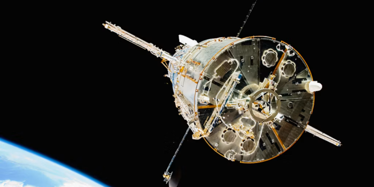 American Tower (AMT)’s SpaceX Opportunity Hinges on What Gets Built on the Ground