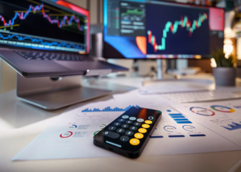 5 Best 52-Week Low Mid Cap Stocks to Buy Now