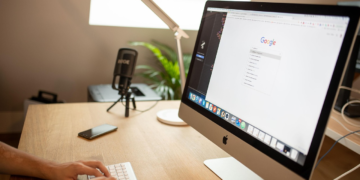 Alphabet Inc. (GOOGL) Delivers 82% Cloud Growth as Its AI Bet Gets Bigger